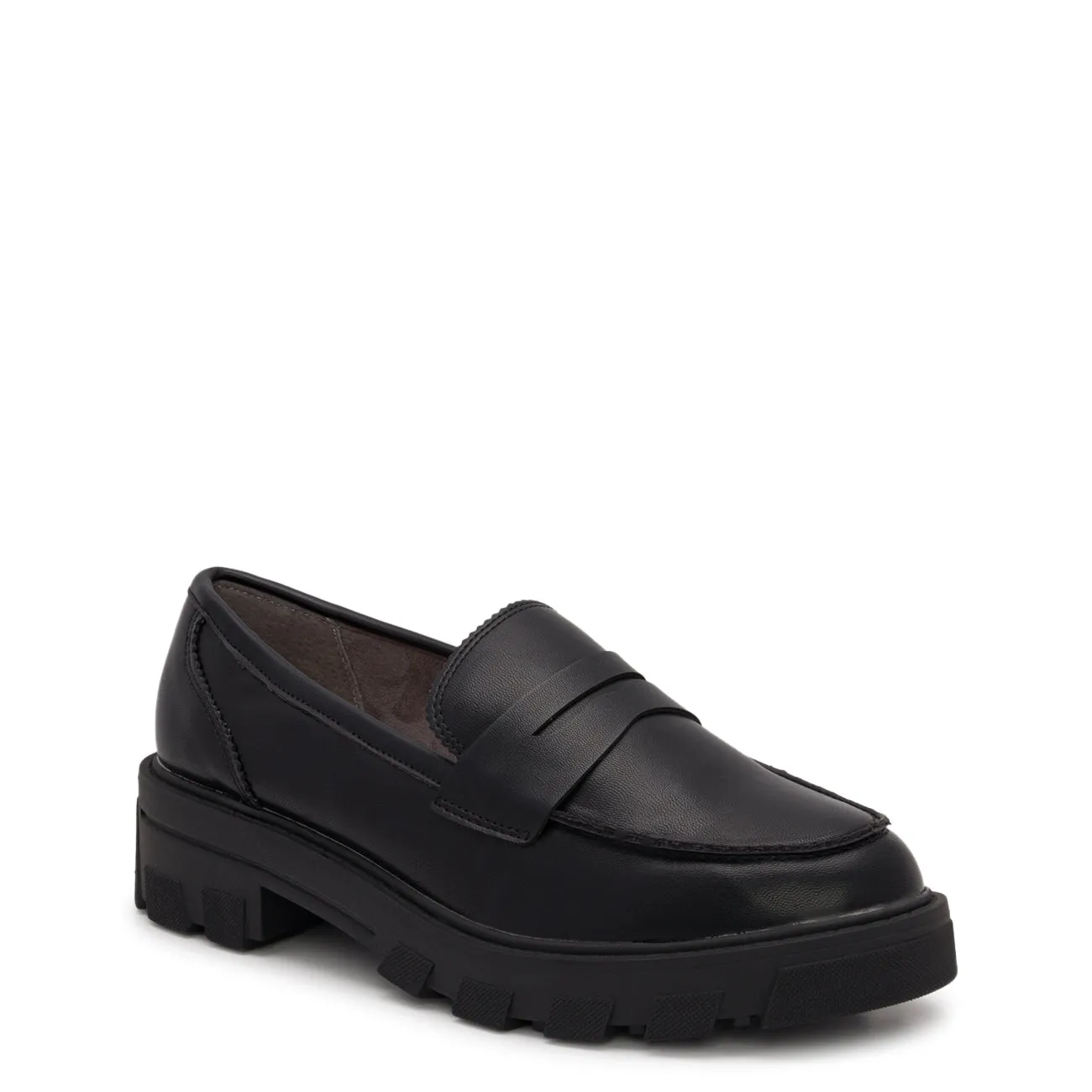 Crown Vintage Women's Lane Loafer in Black