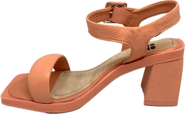 Friendly Sandals - Peach