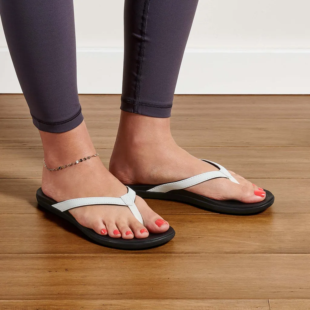 OluKai Ho'opio Women's Beach Sandal