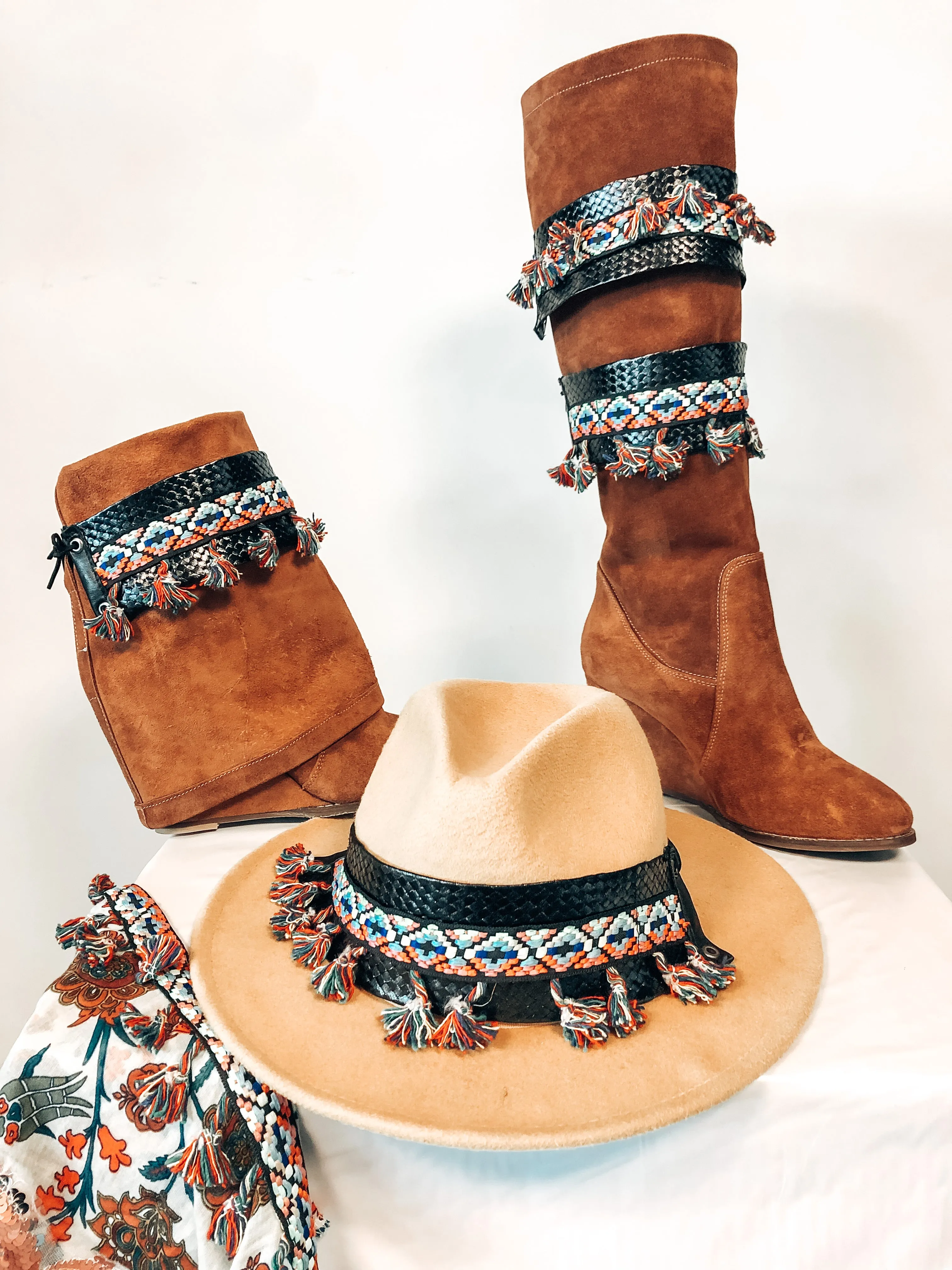 SPECIAL DISCOUNT BOOTS & HAT
